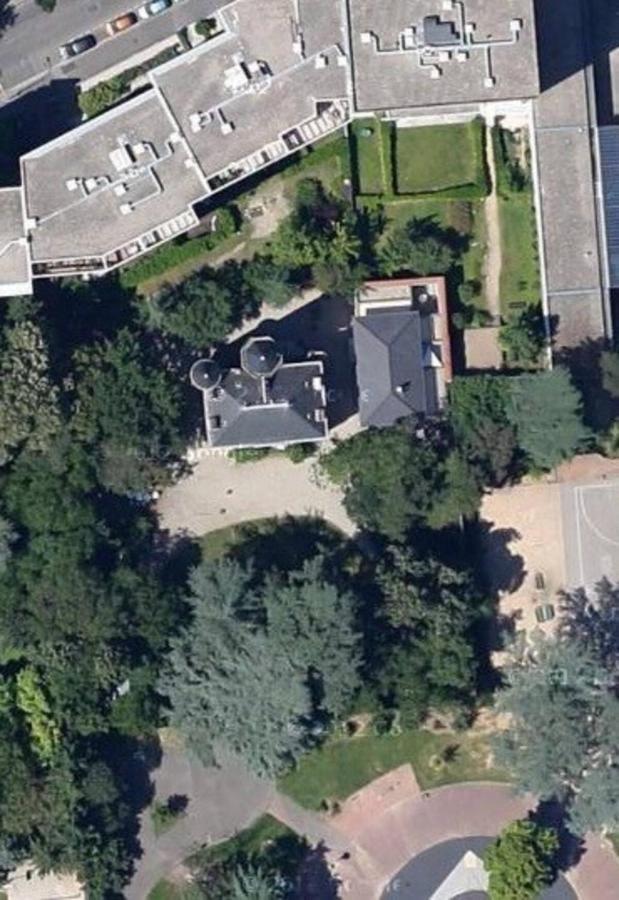Chateau Grandclement Lyon Villeurbanne Niveau Rdc - Tresor Cache En Ville Avec Vue Piscine Et Parc Bagian luar foto